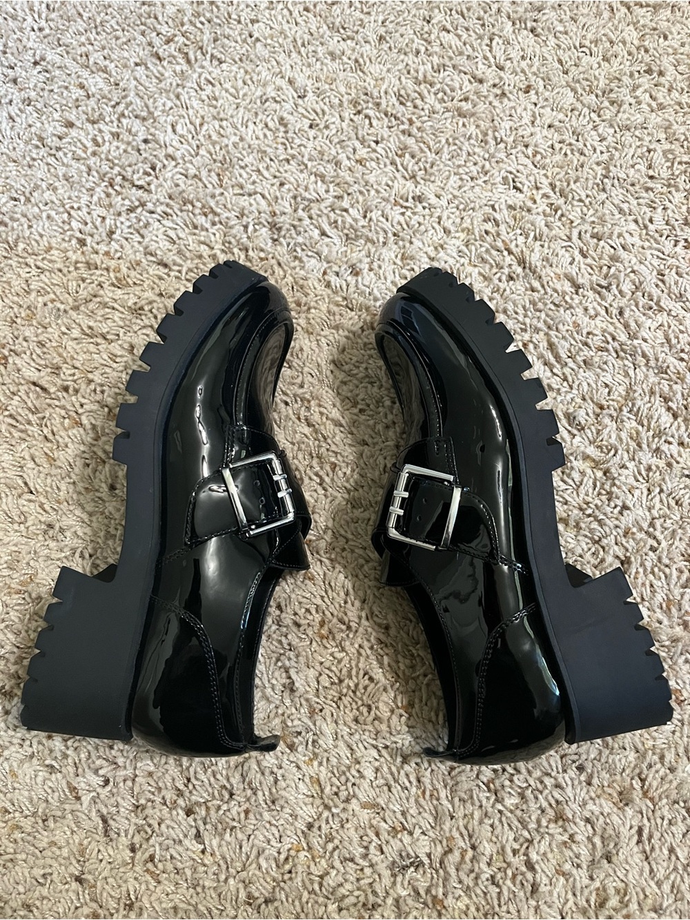 Marc Fisher Faux Leather Shiny Chunky Block Heel Lug Sole Academic Dockers 8.5 - Picture 5 of 8